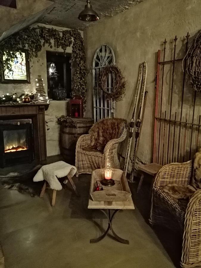 Petit-Halleux Le Hangar Des Voyageurs מראה חיצוני תמונה